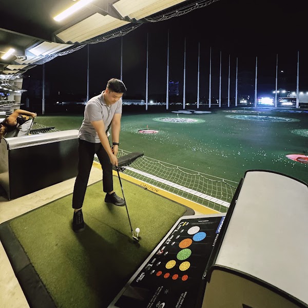 Topgolf Megacity 4