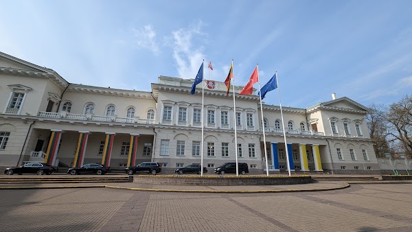Presidential Palace Grounds 1