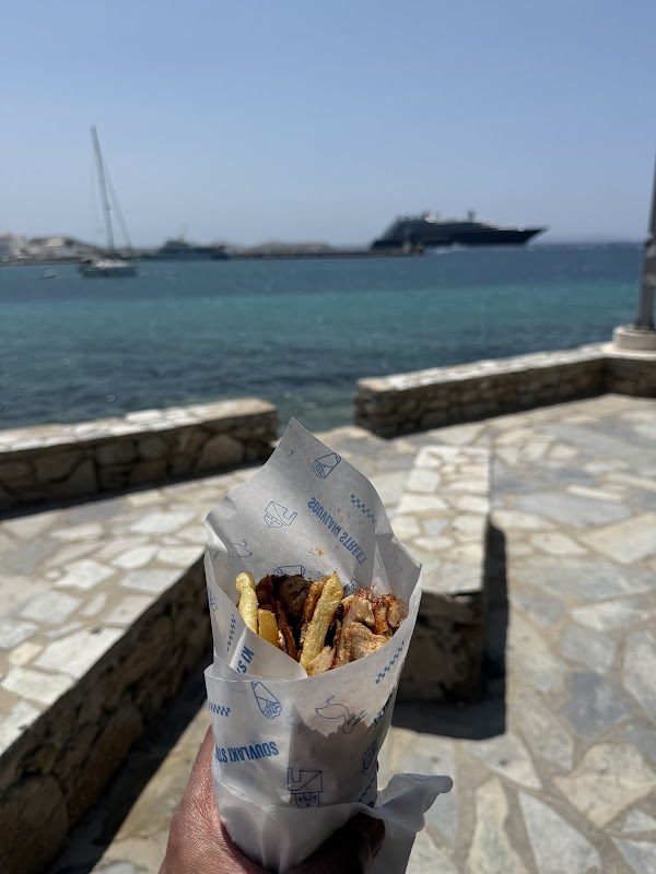 Souvlaki Street Mykonos 4