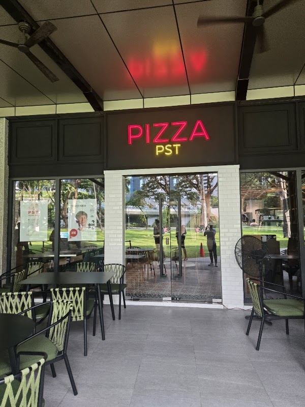 PST Pizza Studio Tamaki 1