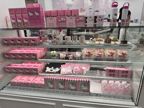 Hello Kitty Cafe 3