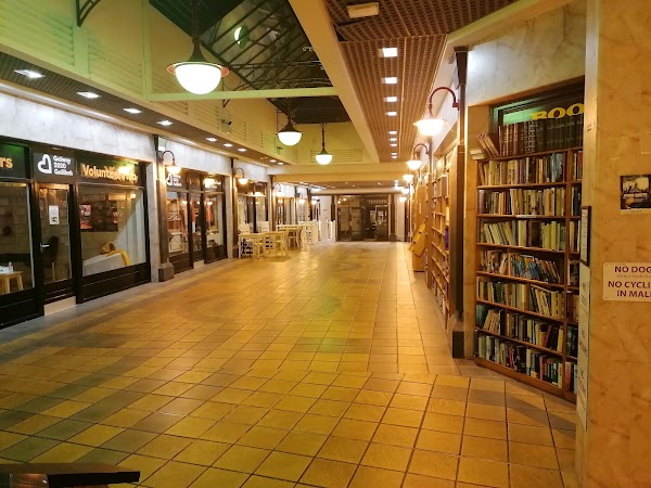 Charlie Byrne's Bookshop 3