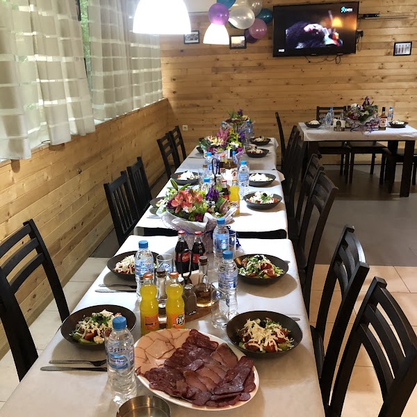 Ресторант за бързо хранене ул. Кумата 68 5