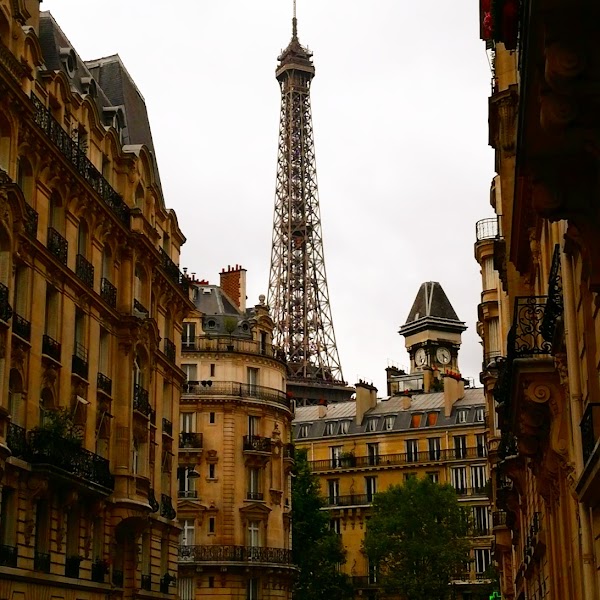 Rue Edmond Valentin