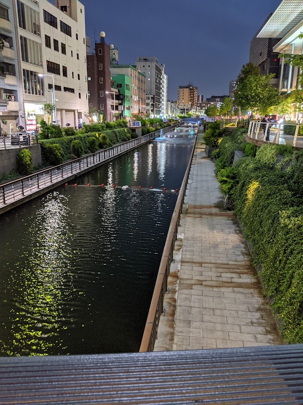Oshiage