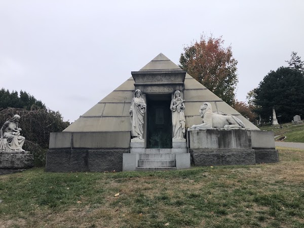 The Green-Wood Cemetery 3