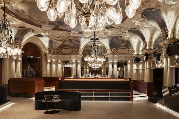 Café Opera