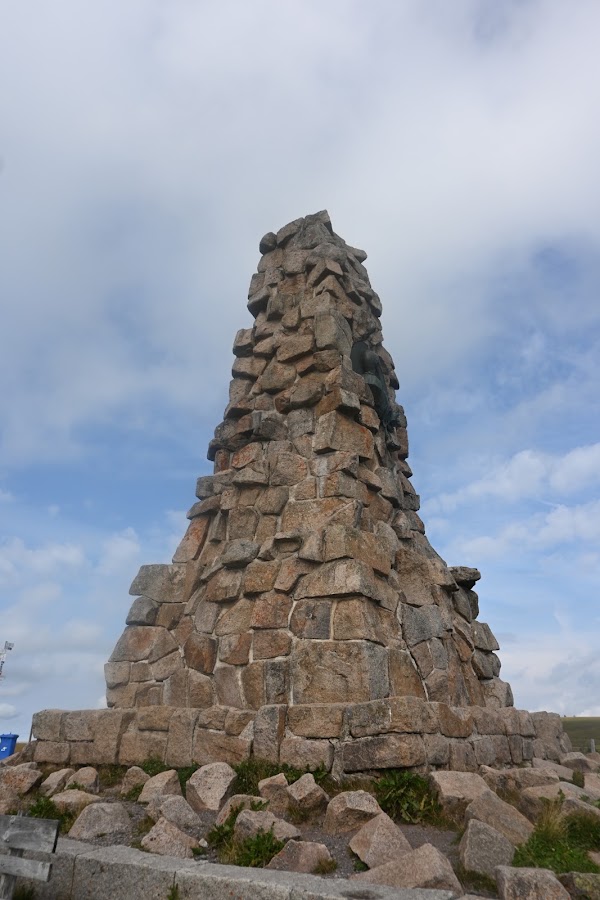 Westweg-Portal „Tor zum Höchsten“ 2