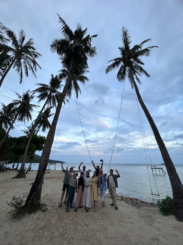 Pantai Bobby 5