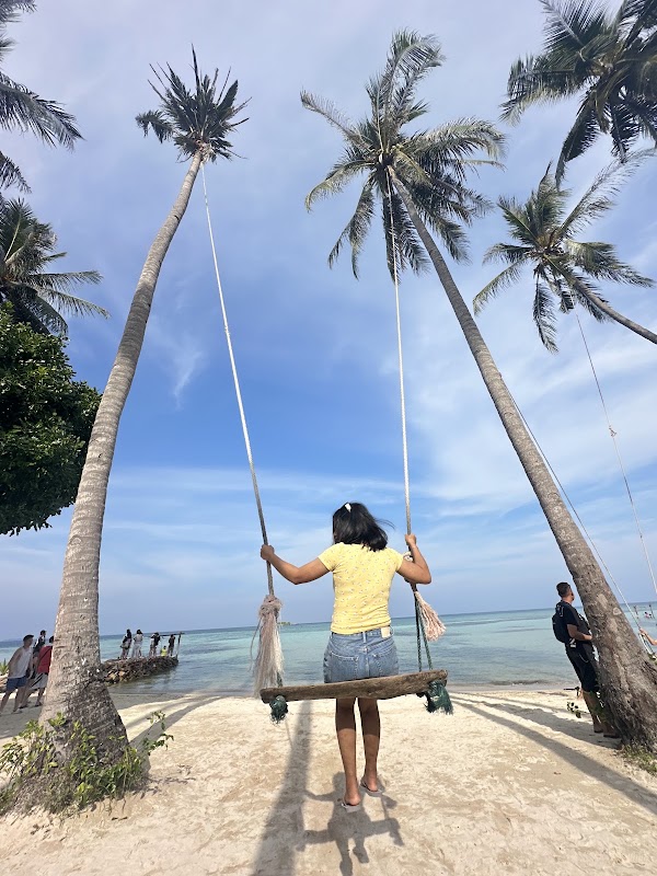 Pantai Bobby 2