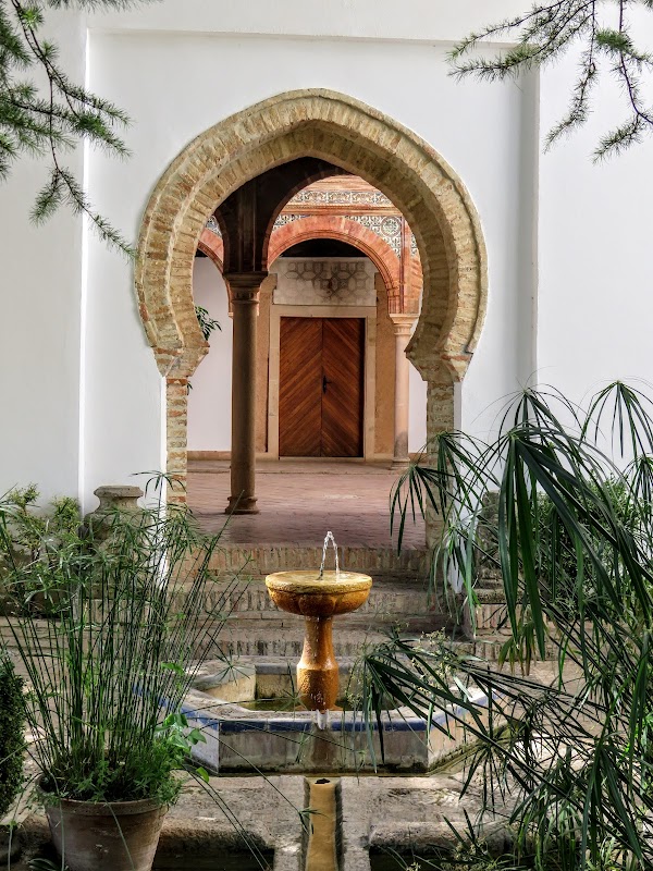 Mondragon Palace 4