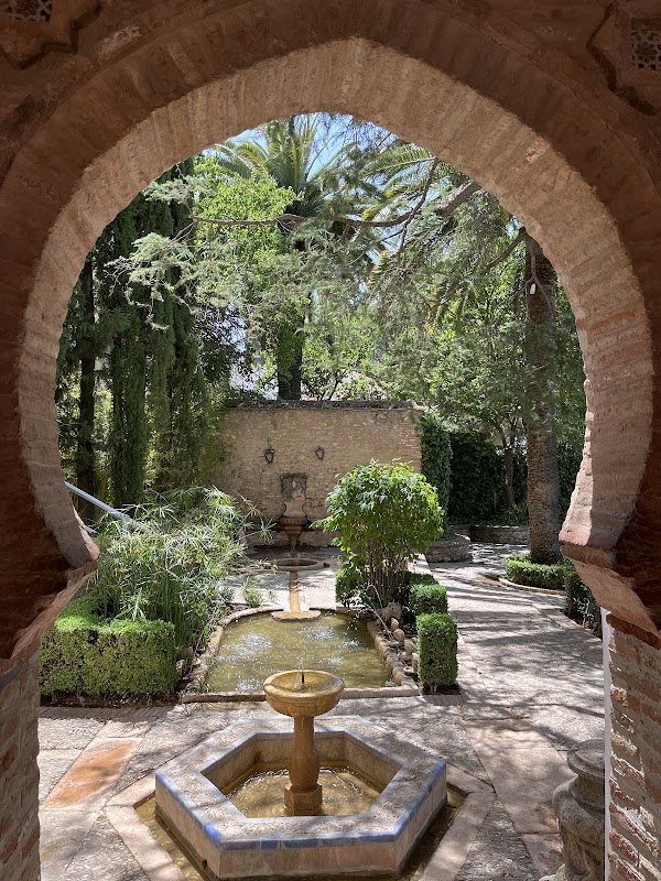 Mondragon Palace 3