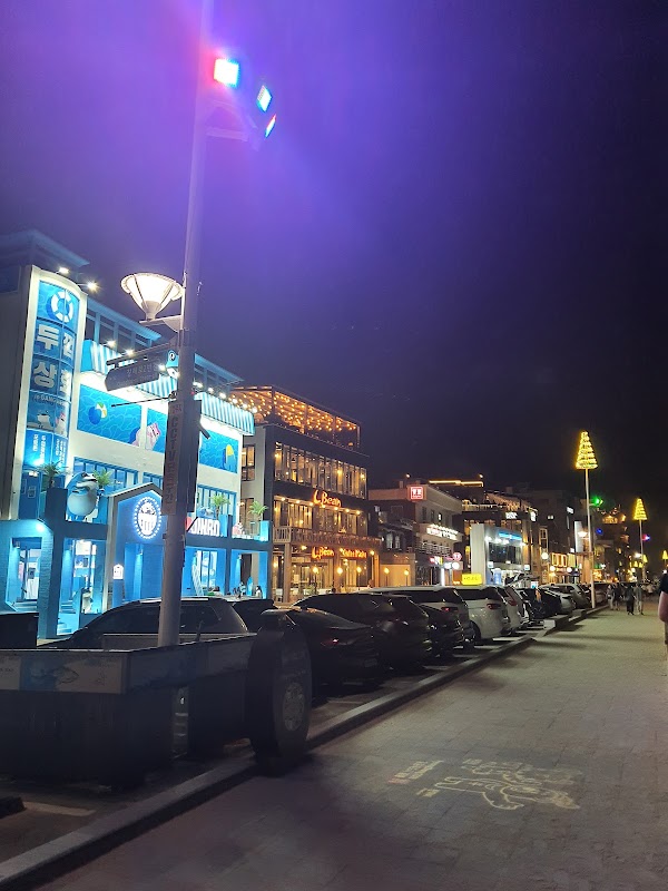 Anmok Coffee Street 3