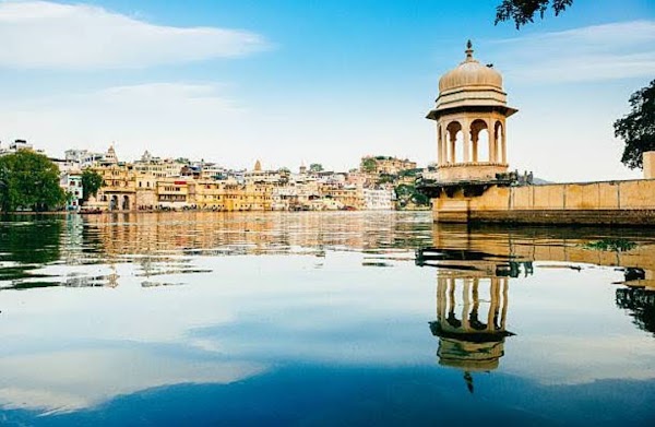 Lake Pichola 2