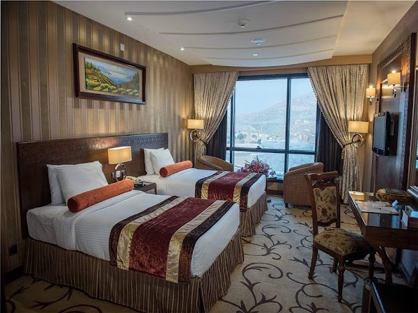 Al Safwah Royale Orchid 5