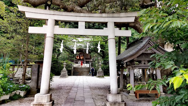 Goryo Shrine 4