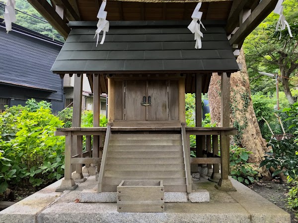 Goryo Shrine 3