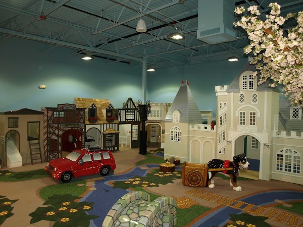 Lilliput Play Homes 5