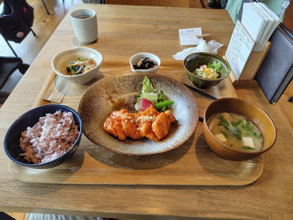 dan dan cafe 2