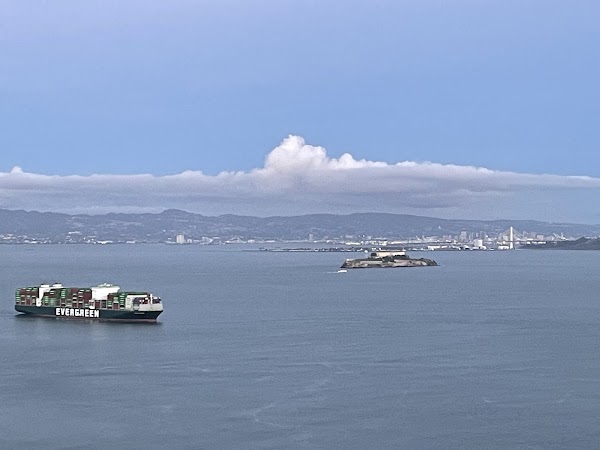 Golden Gate View Point 5