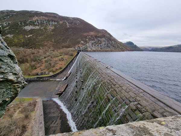 Caban Coch Dam 5