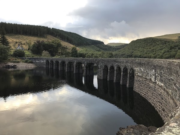 Caban Coch Dam 3