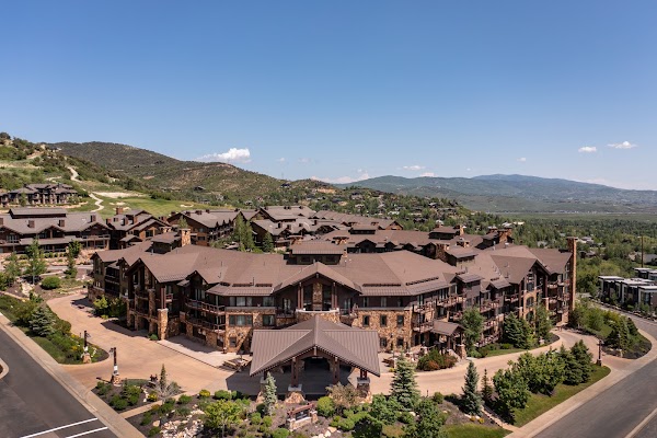 Waldorf Astoria Park City 1