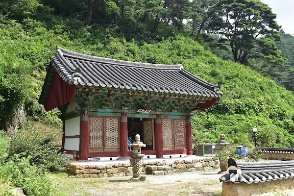 Seonghyeolsa 1