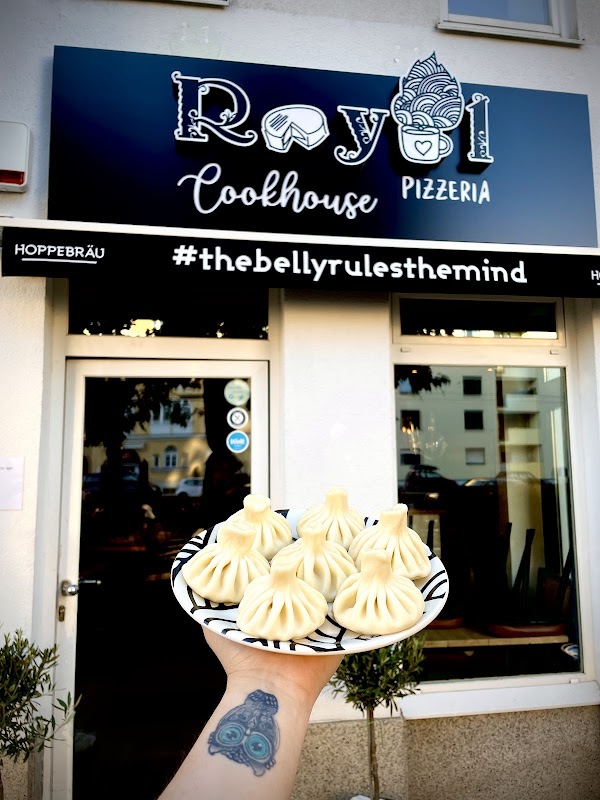 Royal Cookhouse Georgian Restaurant & Pizzeria