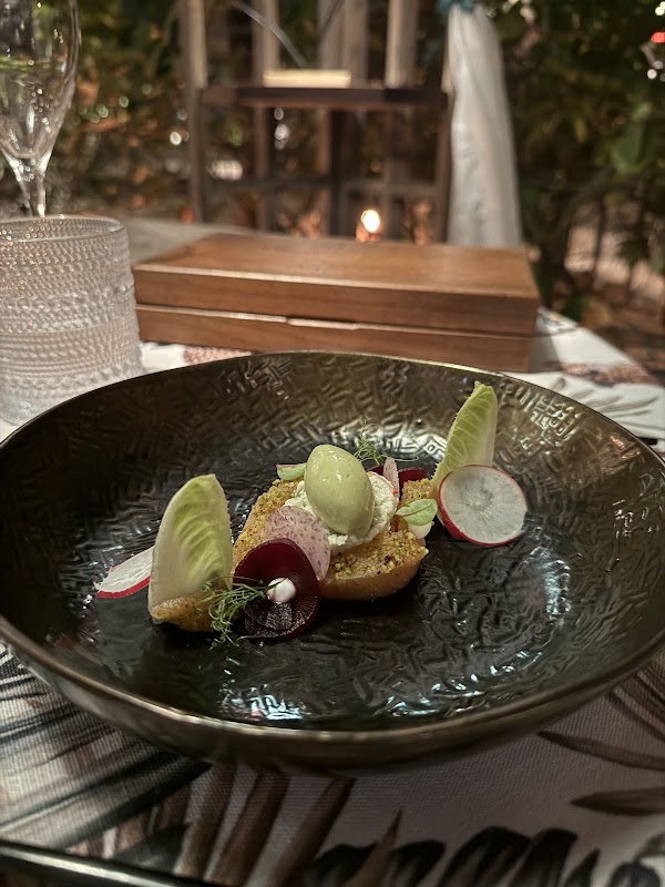 Baoase Culinary Beach Restaurant 3