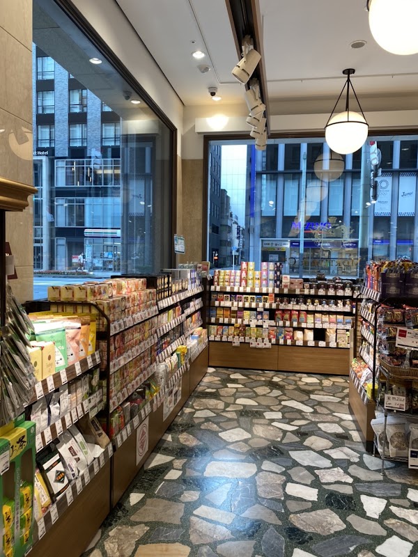 Meidi-ya Kyōbashi Store 3