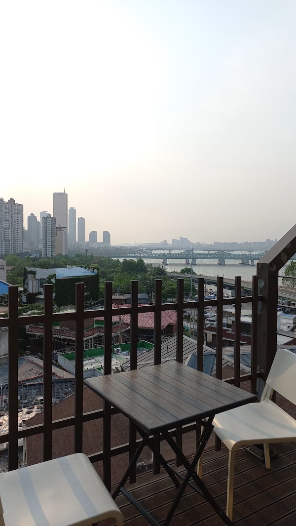 The Han River Cafe 3
