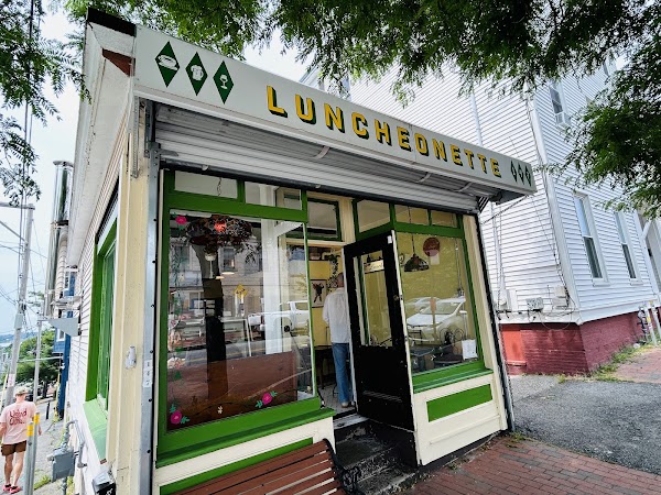 Luncheonette 3