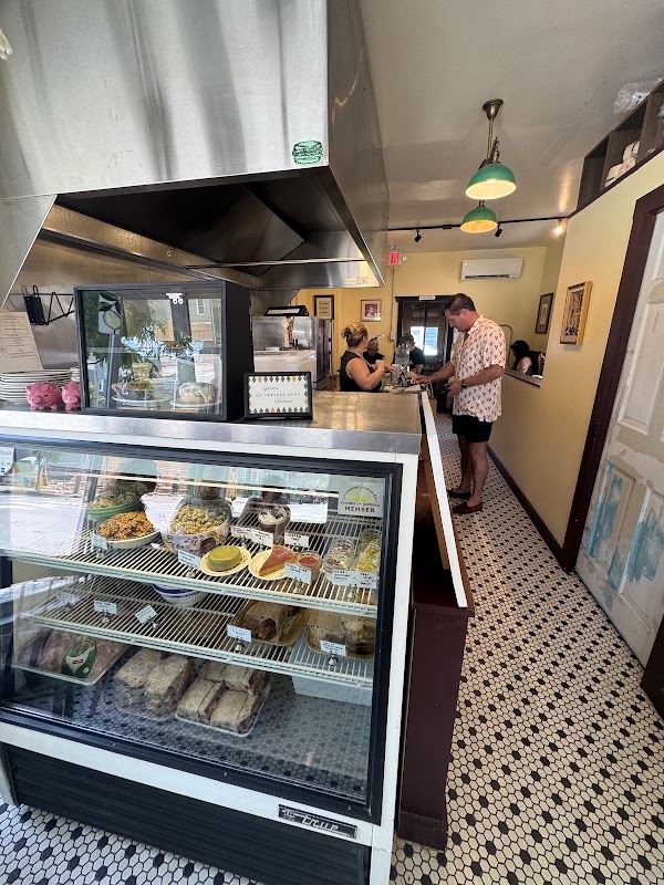 Luncheonette 2