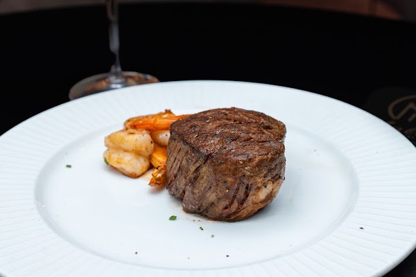 Maldo's Steak & Ocean 3