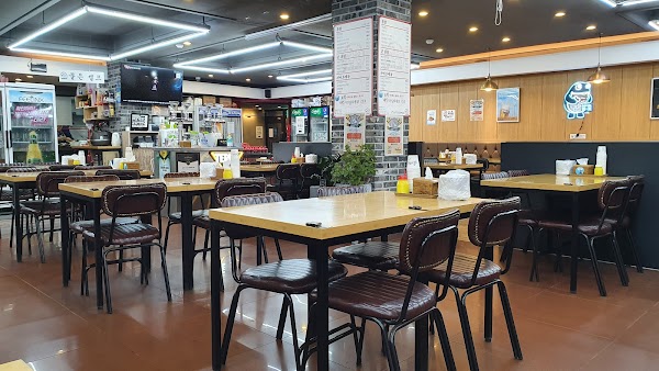 Daebong Chicken Restaurant