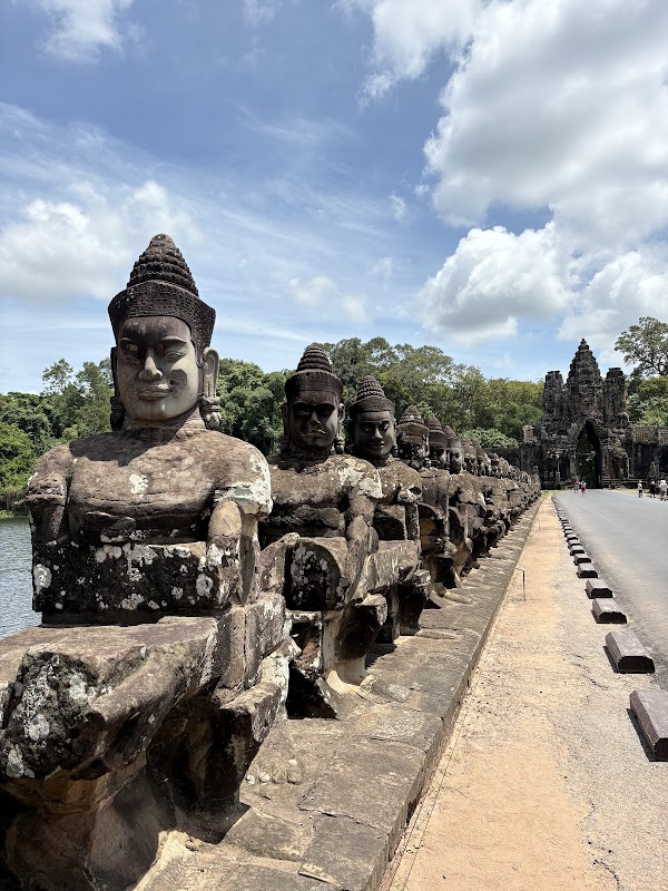 South Gate Angkor 4