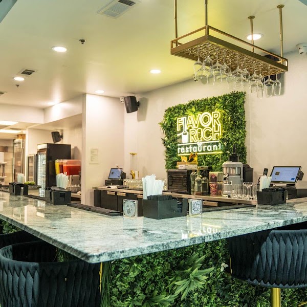 Flavor Rich Restaurant Atlanta