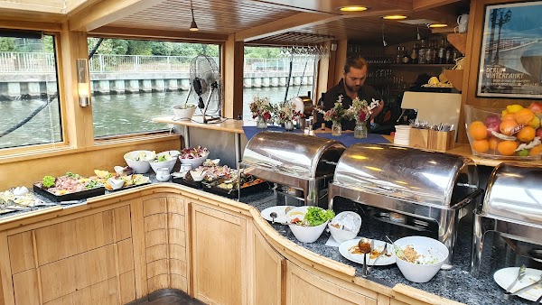 Van Loon Restaurant Boat and Shipping Company 1