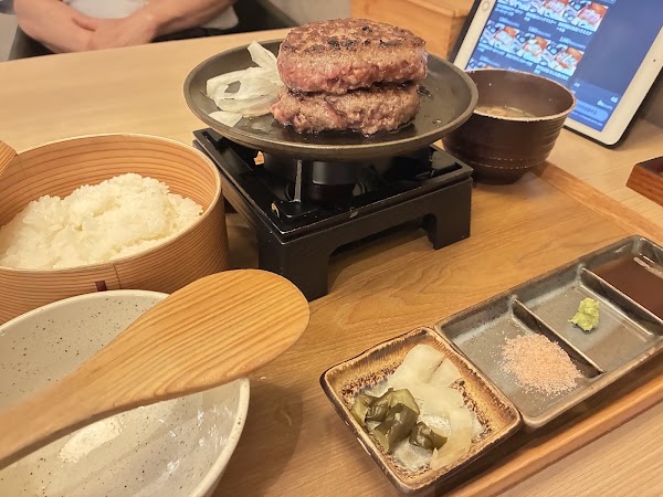 Torokeru Hamburger Steak Fukuyoshi Asakusa Kuramae 4