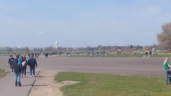 Tempelhofer Feld 5