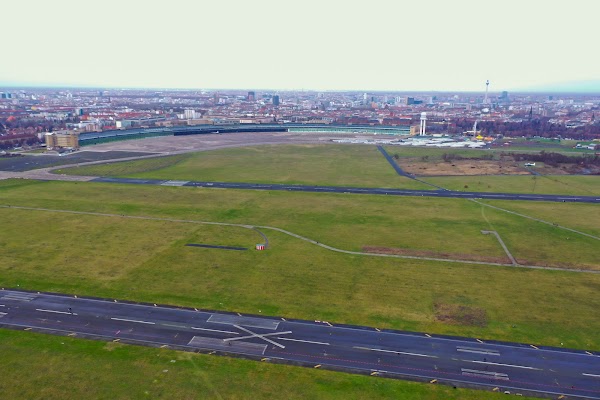 Tempelhofer Feld 2