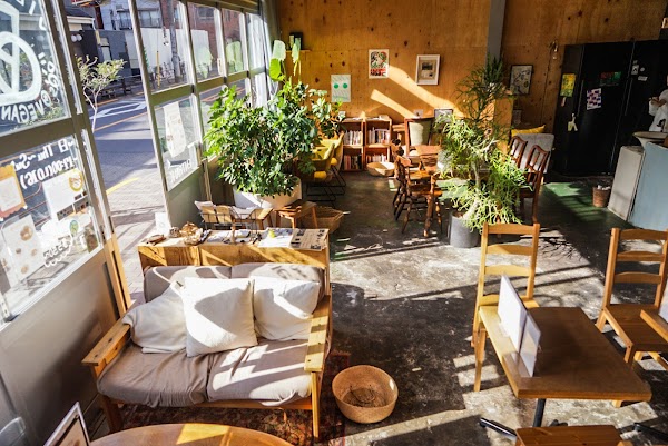 Vegan Cafe PQ's