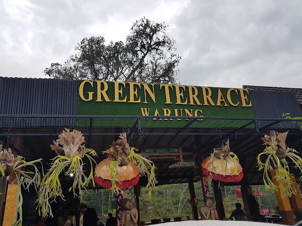 Green Terrace warung 1
