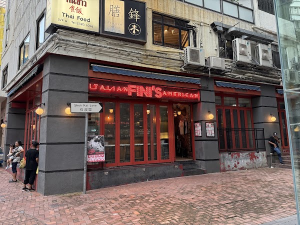 FINI'S