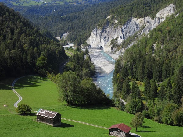 Rheinschlucht 2