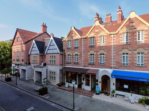 Thames Town 5