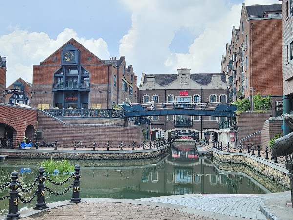 Thames Town 3