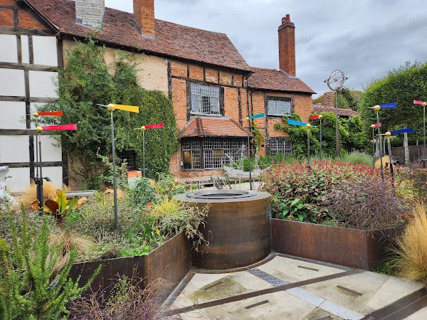 Shakespeare's New Place 5