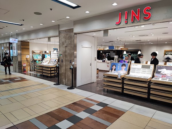 JINS Tokyo Station Gransta Yaesu 5